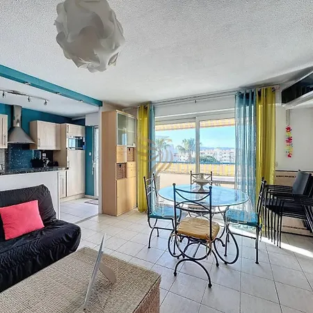 Apartment T2,garage,ac,swimming Pool,750 M From The Beach. *