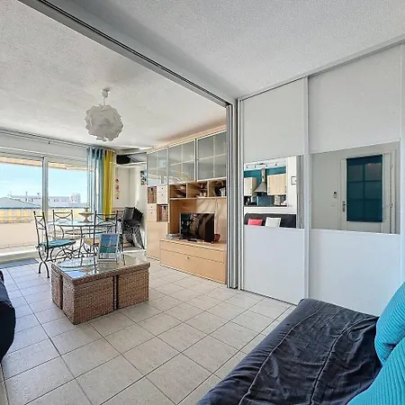 T2,garage,ac,swimming Pool,750 M From The Beach. *